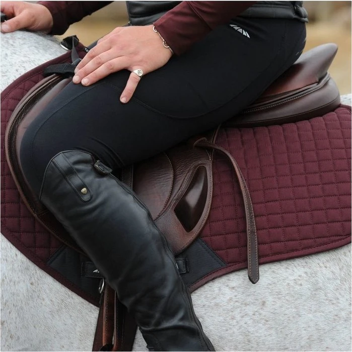 Weatherbeeta Prime Jump Shaped Saddle Pad 1000747 - Maroon Colour Maroon 2 Weatherbeeta Prime Jump Shaped Saddle Pad 1000747 - Maroon Colour Maroon - Image 2