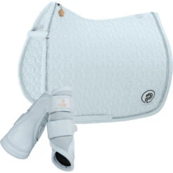 2023 Eskadron Platinum Softshell Saddle Cloth & Mesh Tendon Boots Bundle ESPB1 - Powder Blue