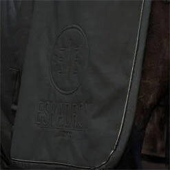 2022 Eskadron Jersey Fauxfur Sweat Rug 128673285190 - Dark Olive -Equestrian Supplies 5697 202220Eskadron20Jersey20Fauxfur20Sweat20Rug2012867328519020 20Dark20Olive20Close20Up203.700x700