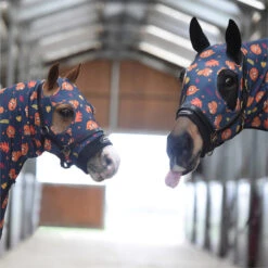 2023 Weatherbeeta Stretch Hood With Zip 589536 - Squirrel Print 5 2023 Weatherbeeta Stretch Hood With Zip 589536 - Squirrel Print -Equestrian Supplies 6394 202320Weatherbeeta20Stretch20Hood20With20Zip2058953620 20Squirrel20Print201.700x700