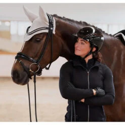 2023 Eskadron Platinum Mesh Fly Hood 342539661030 - Tan Taupe -Equestrian Supplies 6464 202320Eskadron20Platinum20Mesh20Fly20Hood2034253966103020 20Tan20Taupe204.700x700