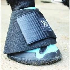 Woof Wear Medical Hoof Boot Blue -Equestrian Supplies Woof20Wear20Medical20Hoof20Boot20Blue20overreach.700x700